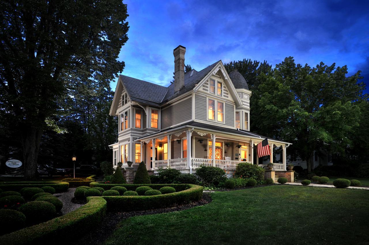 The Historic Morris Harvey House Panzió Fayetteville Kültér fotó